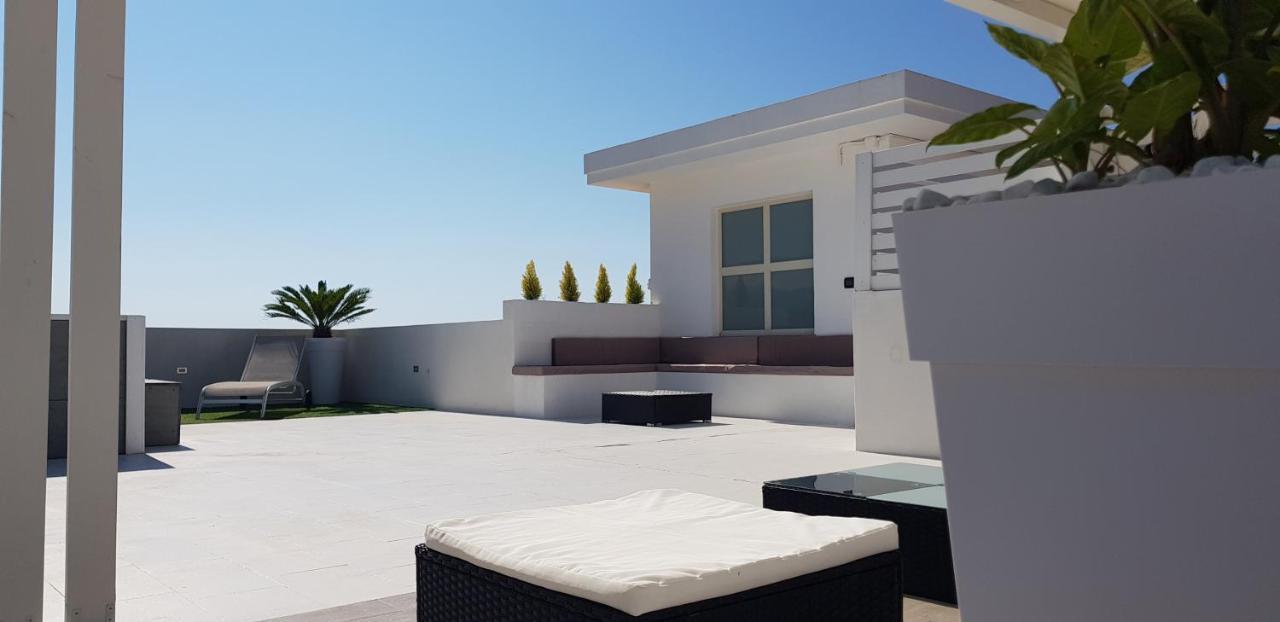 Apartmán L'Isola Di Ago Torregrotta Exteriér fotografie